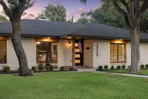Fully Renovated Modern Ranch