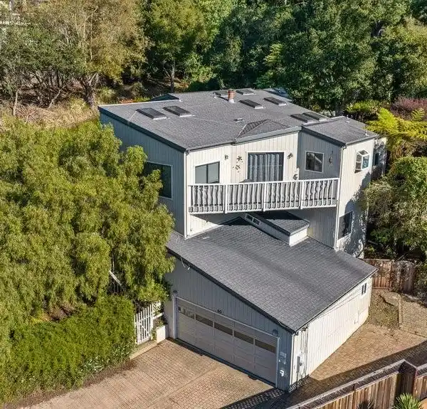 LOVELY HOME IN AN EXCELLENT SPOT