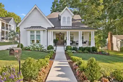 Storybook Elegance Just Minutes from Downtown Franklin