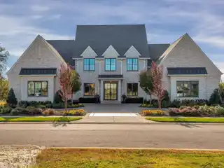 Personal Paradise Awaits in Stunning Refined Home