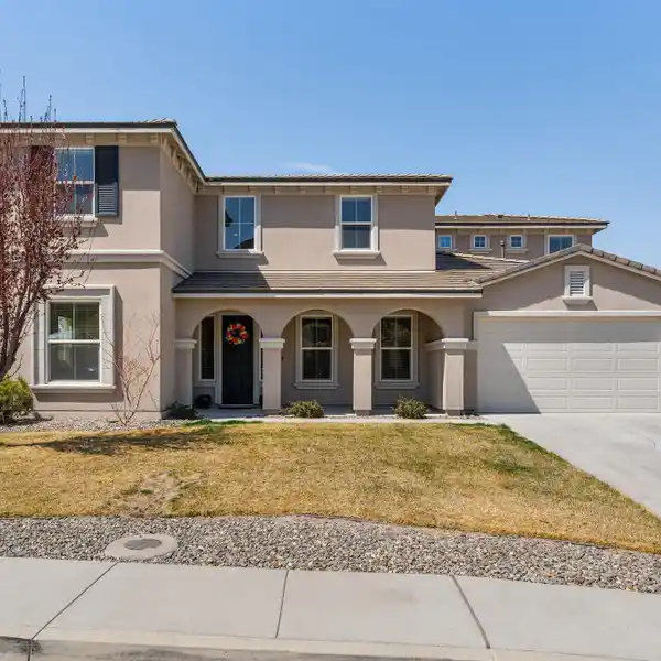 SPACIOUS DREAM HOME IN SOUTH RENO
