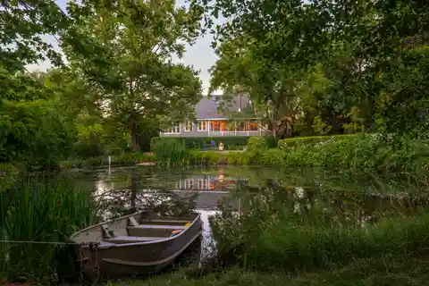 Thoughtfully Designed Private Oasis