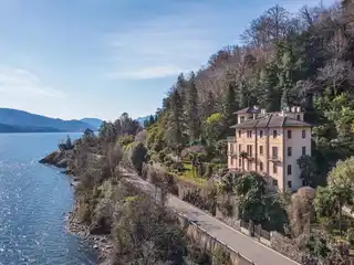 Prestigious Lakefront Period Villa