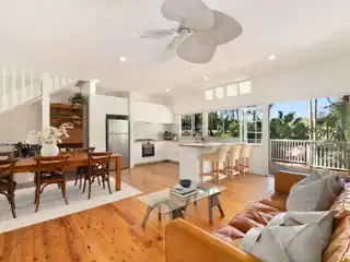 Private Home with Style and Versatility