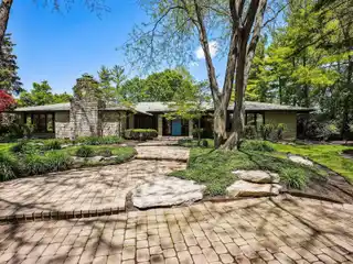 Updated Ranch with Designer Finishes Throughout