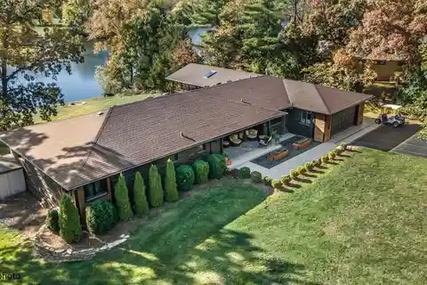 Magnificent Lakefront Retreat with Luxe Entertaining Spaces
