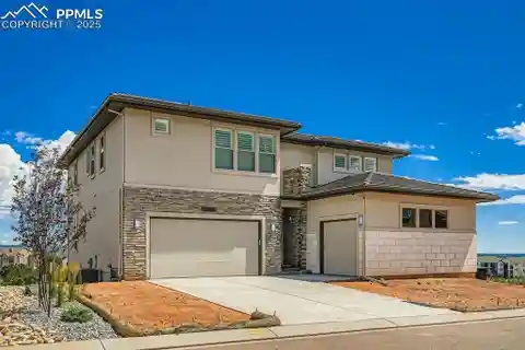 Elegantly Crafted Fleetwood Prairie Home