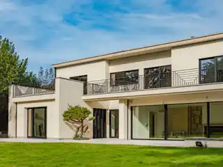 Rare Property in a Superb Green Environment