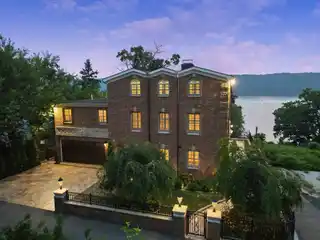 One-Of-A-Kind Waterfront Oasis