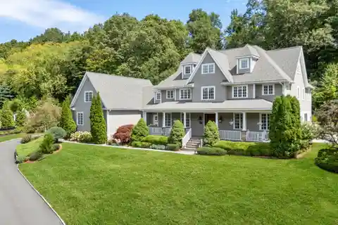 Quintessential New England Retreat