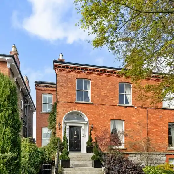 26 LEESON PARK