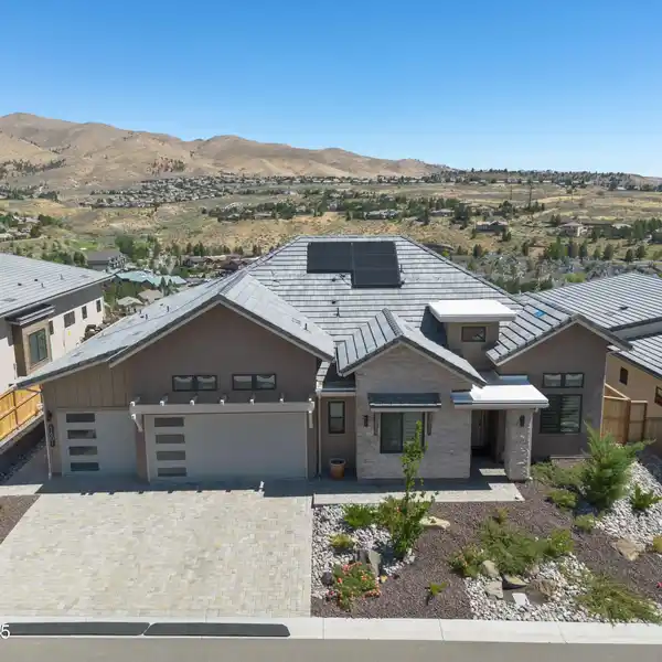 BEAUTIFULLY CRAFTED HOME IN SOUGHT-AFTER SOMERSETT
