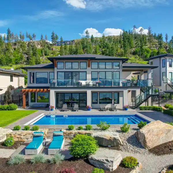 SPECTACULAR LAKEVIEW HOME