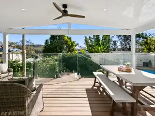 Beautiful Residence on a Tranquil Cul-De-Sac