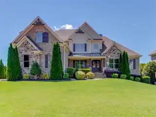 Golf Course Estate with Saltwater Pool