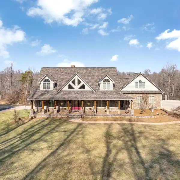 BREATHTAKING HORSE PROPERTY ON THE YADKIN RIVER