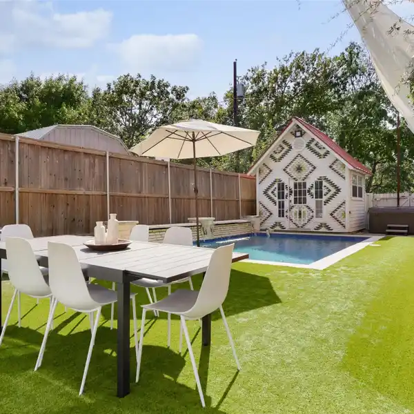 BEAUTIFULLY RENOVATED CIRCA 1900 TRAVIS HEIGHTS COTTAGE