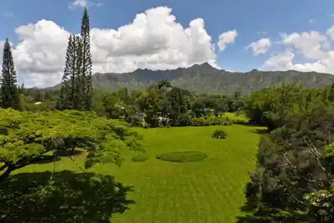 Beautifully Maintained Lot in Kalihiwai Ridge