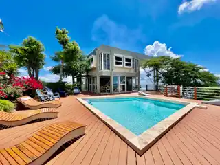 Beautiful Contemporary Architectural Five-bedroom Home
