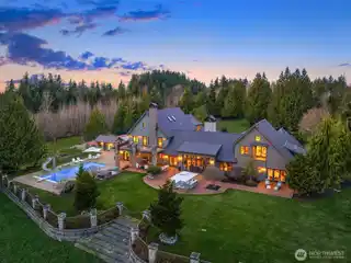 Unparalleled Resort-Style Private Estate