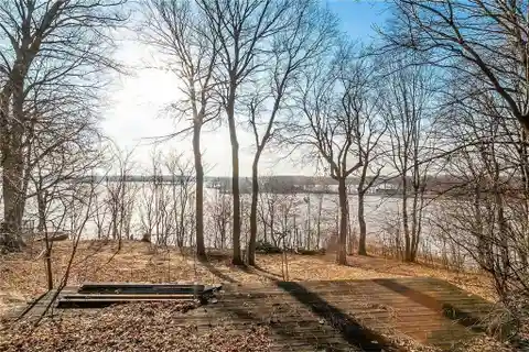 Spectacular Lake Lot in Kopps Bay