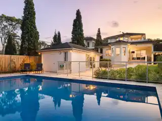 Master-Built Grand Family Entertainer