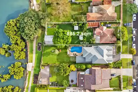Extraordinary Waterfront Opportunity