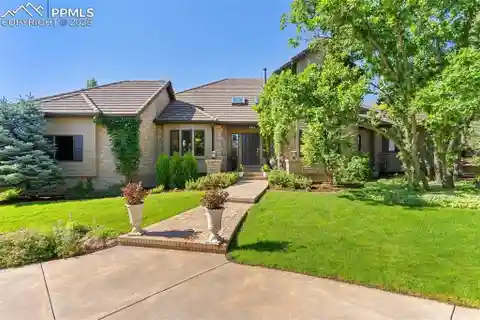 Stunning Custom Home with Indoor-Outdoor Living