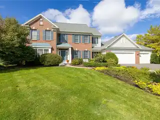 A Luxury Lifestyle with Traditional Quality