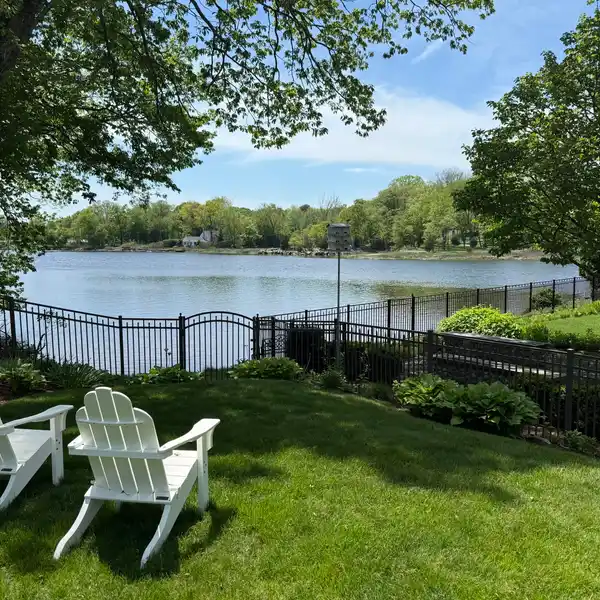 HIDDEN OASIS IN CENTRAL LOCATION