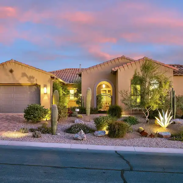 LUXURY HOME IN LOS SAGUAROS IN DOVE MOUNTAIN