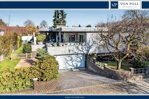 Spacious and Charming Home with Garden