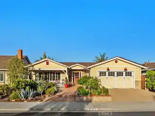 Coastal Living Meets Comfort