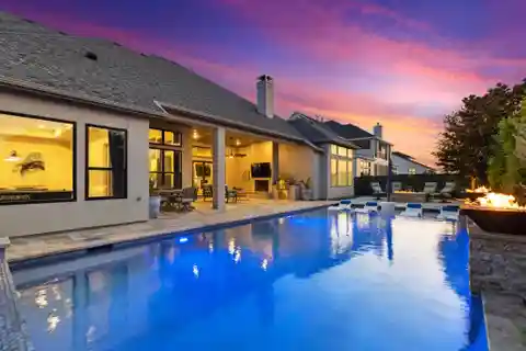 Luxury and Comfort in an Upscale Boutique Community