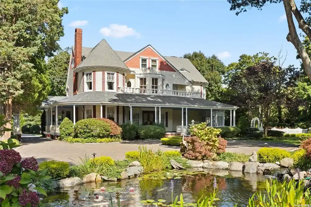 Thoughtfully Maintained and Updated Queen Anne Victorian