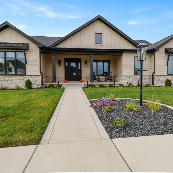 GORGEOUS NEW RANCH-STYLE HOME