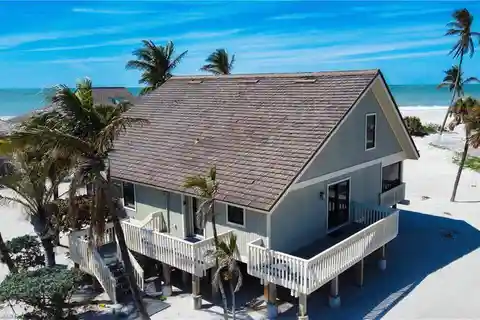 Timeless Design Meets Beachfront Serenity
