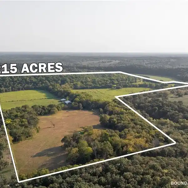 UNIQUE 215.5-ACRE PROPERTY