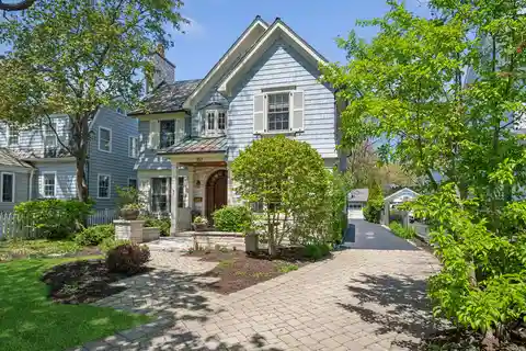 Picture-perfect Nantucket-style Stunner
