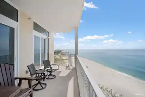 Extraordinary Direct Gulf-Front Residence