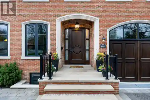 Tastefully Designed Bright and Airy Home