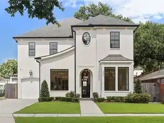 Gourmet Living in the Heart of Crestmont