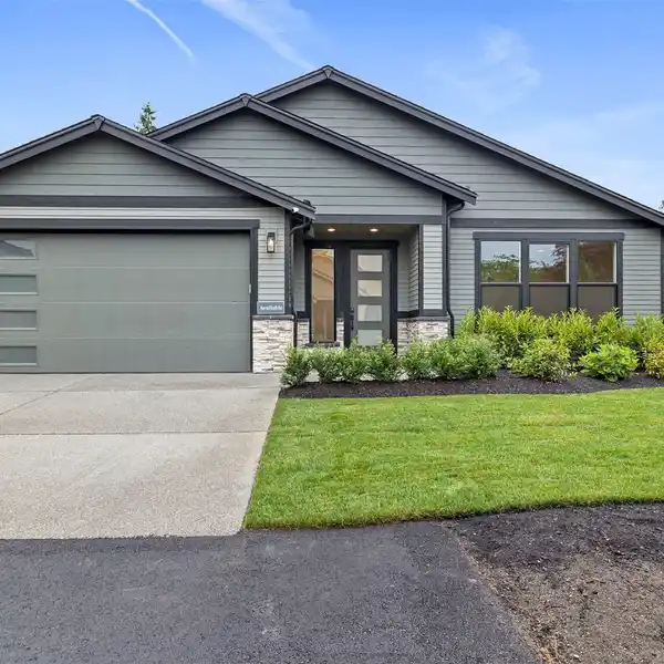NEW RAMBLER IN FERNWOOD ESTATES