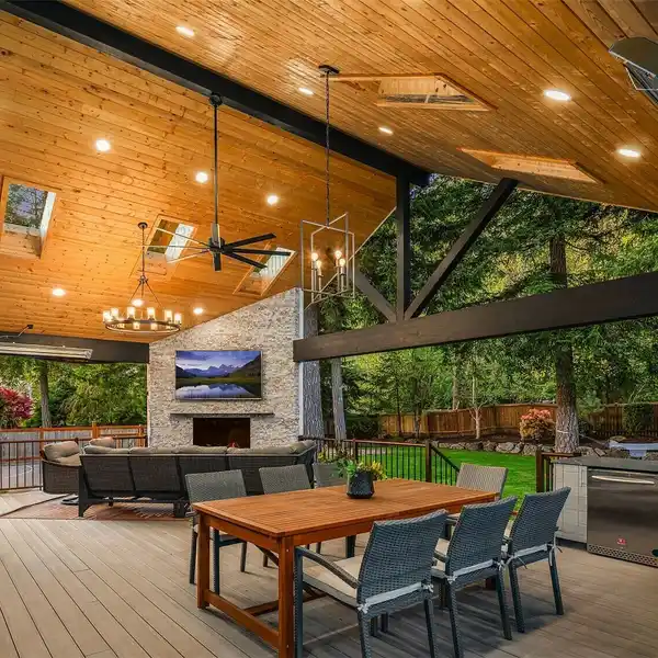 BEAUTIFUL LUXURIOUS HOME ON ALMOST 2 ACRES