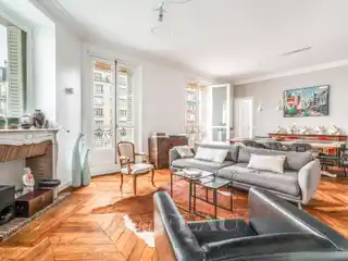 Renovated Village Mouffetard Gem with Balconies