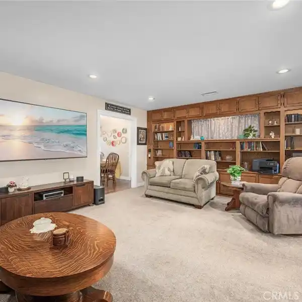 ENTERTAINER’S DREAM WITH LUSH BACKYARD OASIS