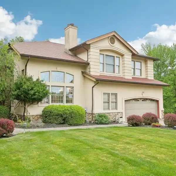 STUNNING CENTER HALL COLONIAL