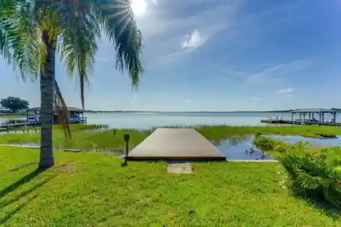 Waterfront Duplex on Lake Dora