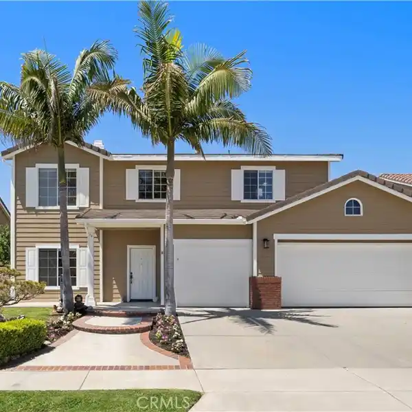 MAJESTIC HAMPTON ESTATES DREAM HOME