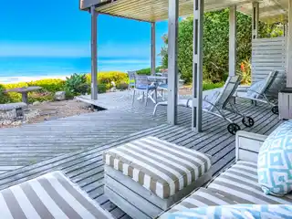 Serene Luxury in This Oceanfront Residence